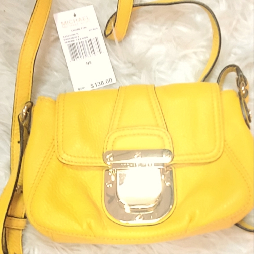 Michael Kors Charlton Crossbody Bag in Citrus